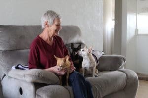 Linda Short_with senior fosters taken in 2021